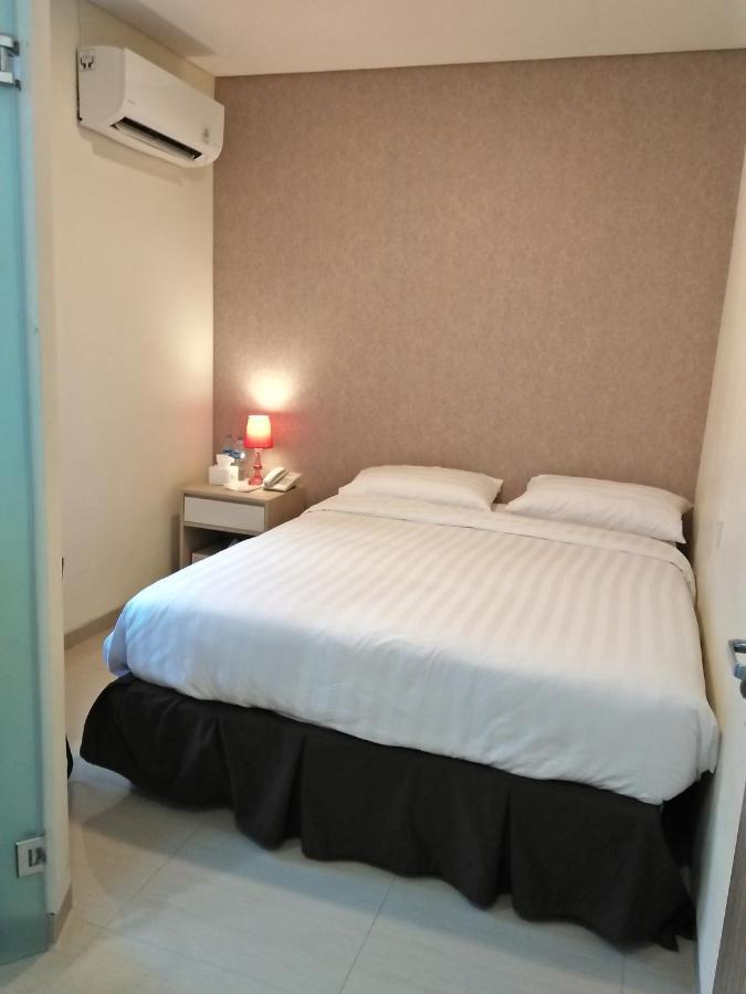 Kitara Hotel Jakarta Zimmer foto